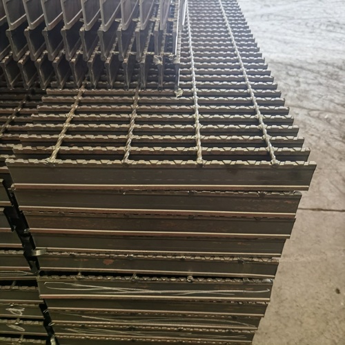 別再亂買了，鋼格柵板選型全攻略來了