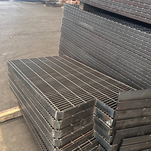 買鋼格柵板別被低價(jià)迷惑了雙眼